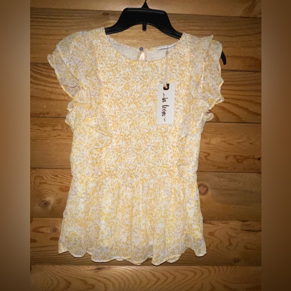 Boutique, yellow floral top size small - Picture 1 of 2